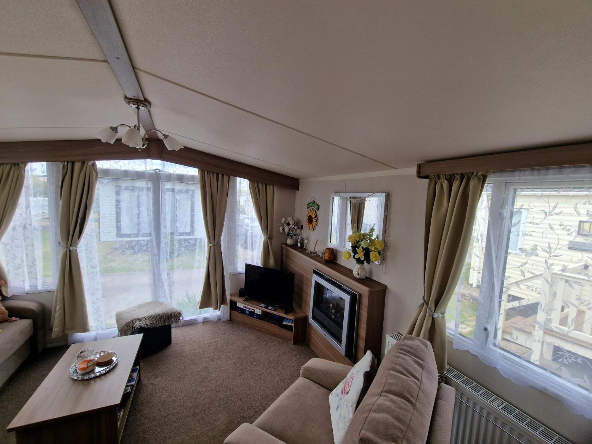 Durdlee Door, D27, Main Rd, West Lulworth, Wareham Bh20 5Pu Hotel Buitenkant foto