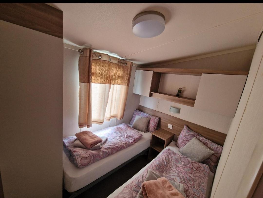 Durdlee Door, D27, Main Rd, West Lulworth, Wareham Bh20 5Pu Hotel Buitenkant foto